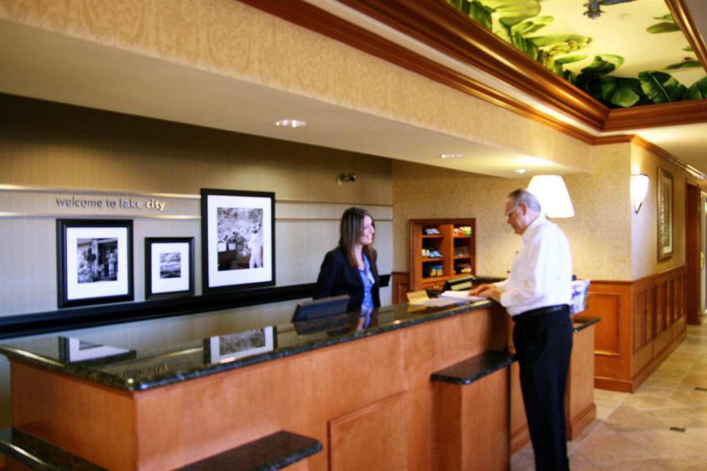 Hampton Inn & Suites Lake City Interiør bilde